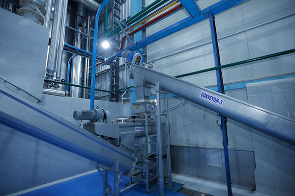 Salt spray chamber